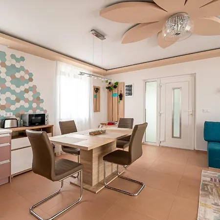 Roze Blue Design Csopak